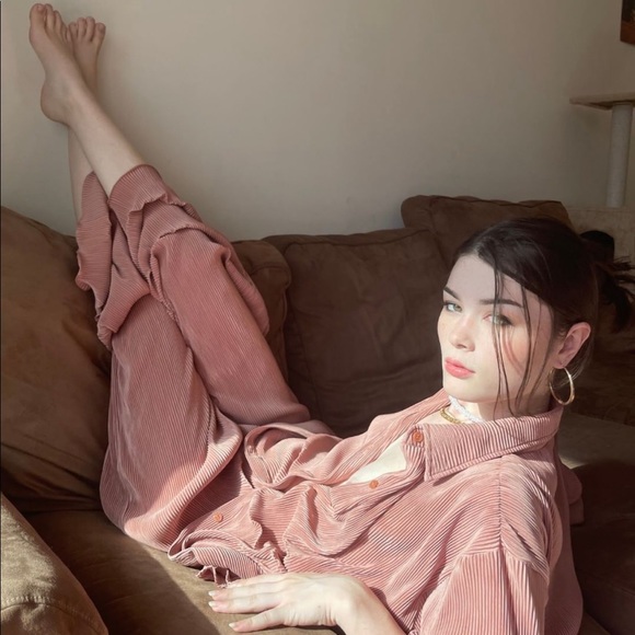 BNWOT Daphale Harper Shirt - Picture 3 of 5